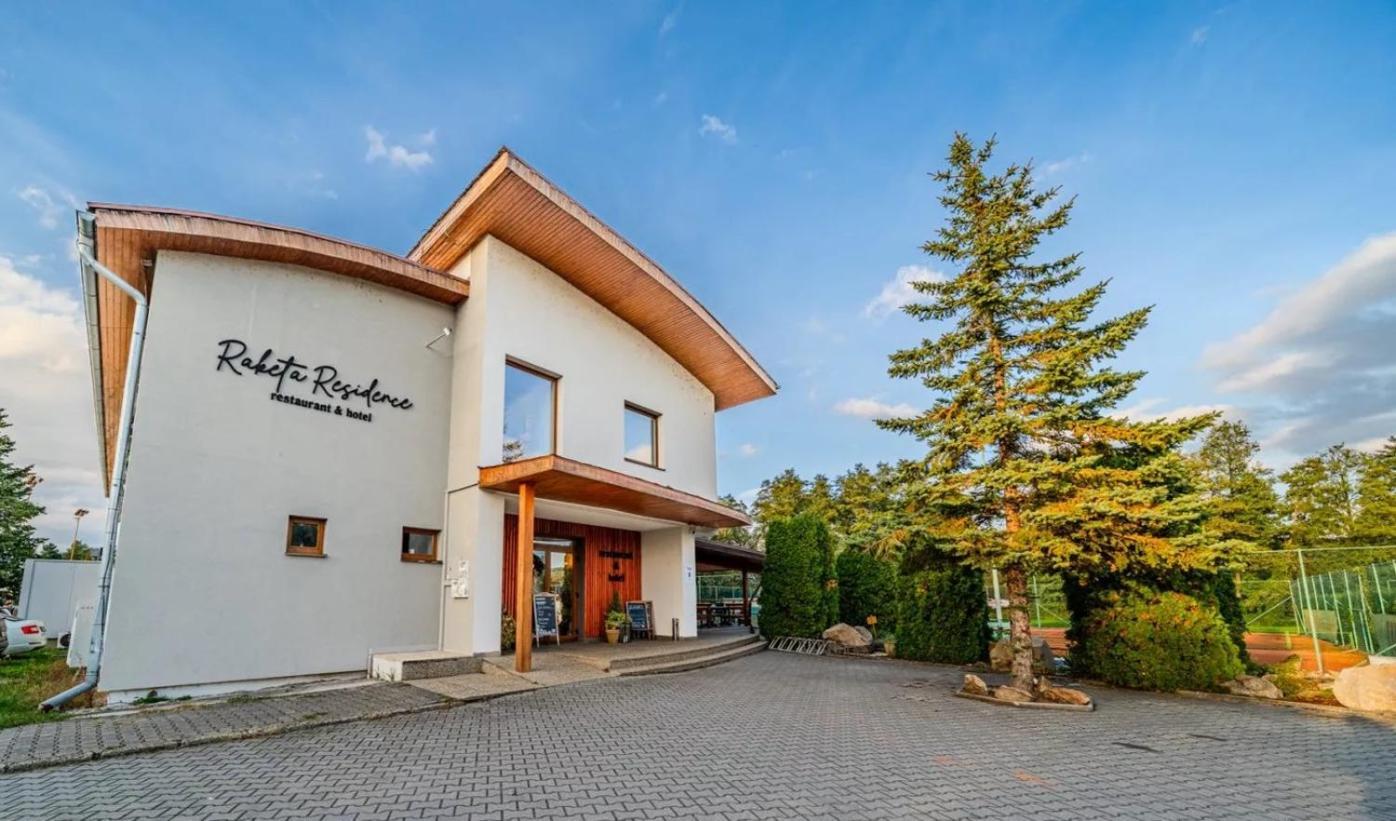 Raketa Residence, Restaurant & Hotel Prievidza Eksteriør bilde